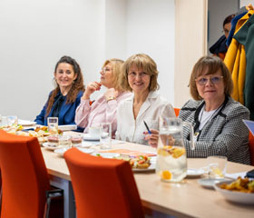 Učitel v mateřské škole – potřeba vysokoškolského vzdělání v rychle se měnících podmínkách světa Učitel v mateřské škole – potřeba vysokoškolského vzdělání v rychle se měnících podmínkách světa