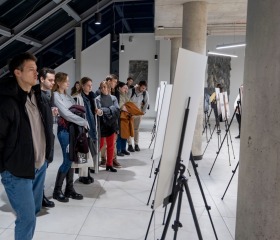 Výstava Hrdinou proti své vůli