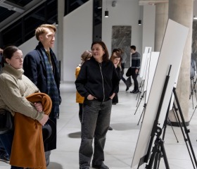 Výstava Hrdinou proti své vůli