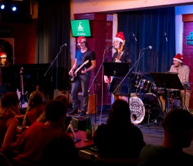 Předvánoční Hudební nadělení&nbsp;II v&nbsp;Klubu ParníkAutor: Jakub Michalička