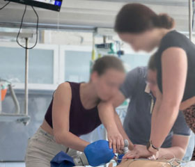 Specializovaná a výuková laboratoř fyziologie Specializovaná a výuková laboratoř fyziologie