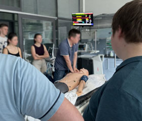 Specializovaná a výuková laboratoř fyziologie Specializovaná a výuková laboratoř fyziologie