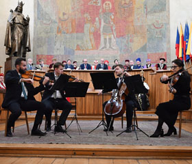 Jmenování profesorů LF OU 2025
Copyright: MŠMT ČR Jmenování profesorů LF OU 2025
Copyright: MŠMT ČR