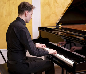 Adventní koncert studentů KHV
Autor: Jakub Michalička Adventní koncert studentů KHV
Autor: Jakub Michalička