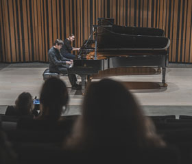 Piano kontinuum 2026