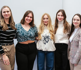 Studentky studijního programu Radiologická asistence Studentky studijního programu Radiologická asistence