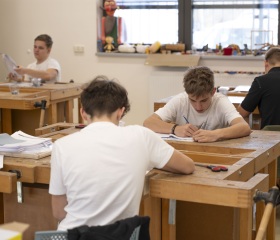 REFRESH - výzkumné a technické aktivity KPV