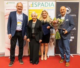 Lékařka Melanie Ševčíková převzala ocenění na místě, kde budovala genetiku Lékařka Melanie Ševčíková převzala ocenění na místě, kde budovala genetiku