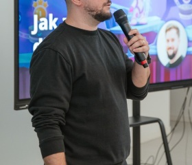Za Kariérou 