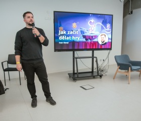 Za Kariérou 