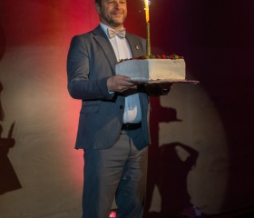 Večeře zaměstnanců