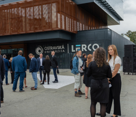 Ostravská univerzita otevřela nové vědecko-výzkumné centrum LERCO Ostravská univerzita otevřela nové vědecko-výzkumné centrum LERCO