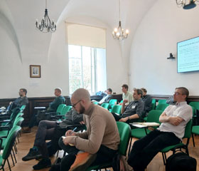 Truth, Use-Conditions, Hyperintensionality: Visegrad Inspirations in Philosophy of Language