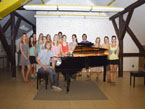 Mezinárodní klavírní kurzy na Fakultě umění OU