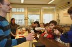 Zábavné odpoledne s fyzikou pro nadané děti z Ostravska