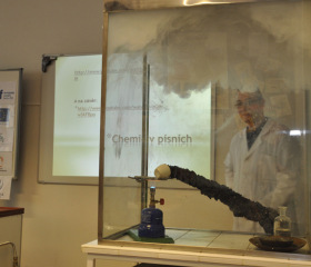 Chemické odpoledne s vyhlášením výsledků soutěže pro chemické nadšence